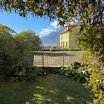 Апартаменты La Casa Dellartista Варенна